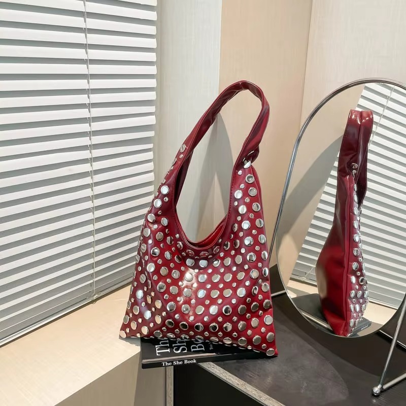 Rivets Large Capacity Shoulder - Women Bags Designer Sale avis et prix