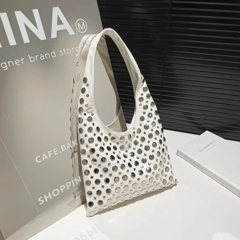 Rivets Large Capacity Shoulder - Women Bags Designer Sale avis et prix